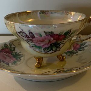 Marilyn Exclusive Footed Teacup & Saucer